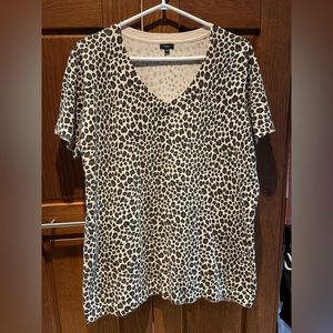 Women’s Shirt Sleeved Cotton Top